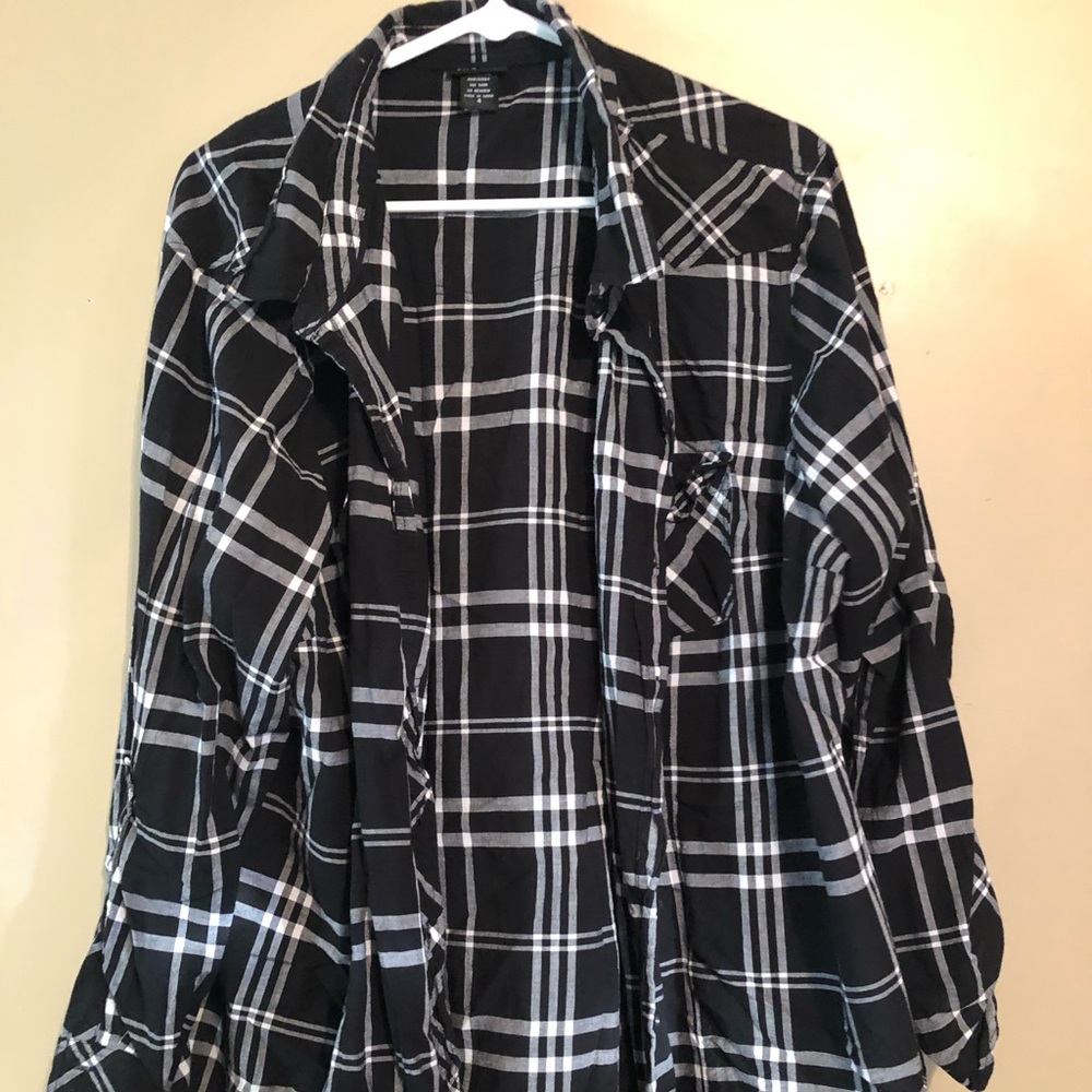Torrid. Size 4. Plaid button down.